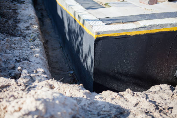 Flood containment and hydraulic sealing in Cross Plains, IN